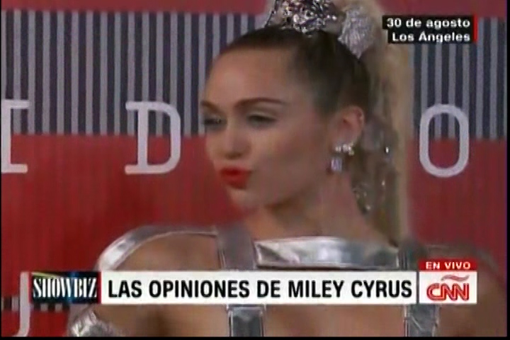 Miley Cyrus Critica A Mariah Carey: “Nunca He Sido Realmente Fan De Ella” Comentario Hecho En ELLE Magazine