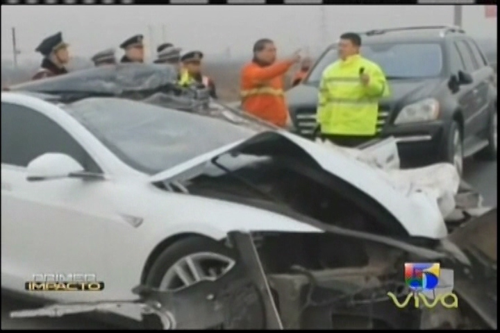 Impactantes Imagenes De Accidente De Carro No Tripulado Tesla Model S En China
