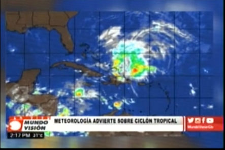 Amenaza De Ciclón Tropical En El Area Del Caribe