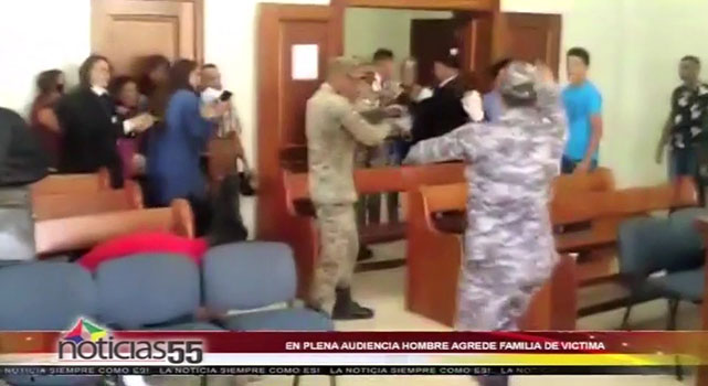 Se Arma Tremendo Rebú Cuando Le Cantan 30 Años