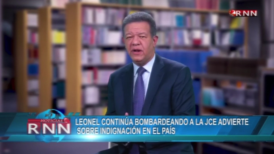 Leonel Continúa Mandándole Fuego A La JCE