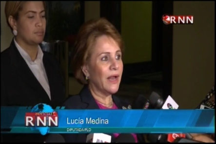 “No Hay Ninguna División.” Lucía Medina