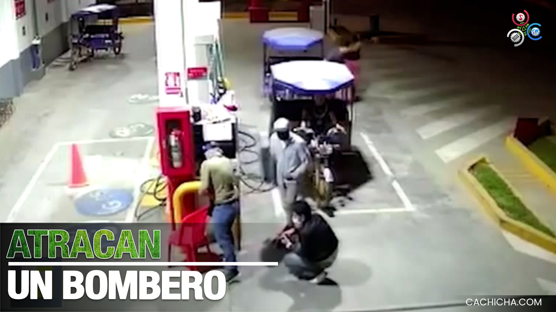 Momento En Que Atracan Bombero A Punta De Pistola En Perú