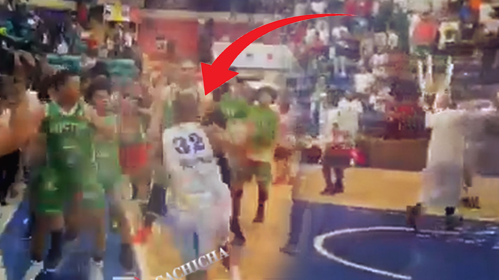 Dos Equipos De Baloncesto Se Dan Trompa, Botellazo Y Sillazos Después De Terminar El Torneo En La Vega