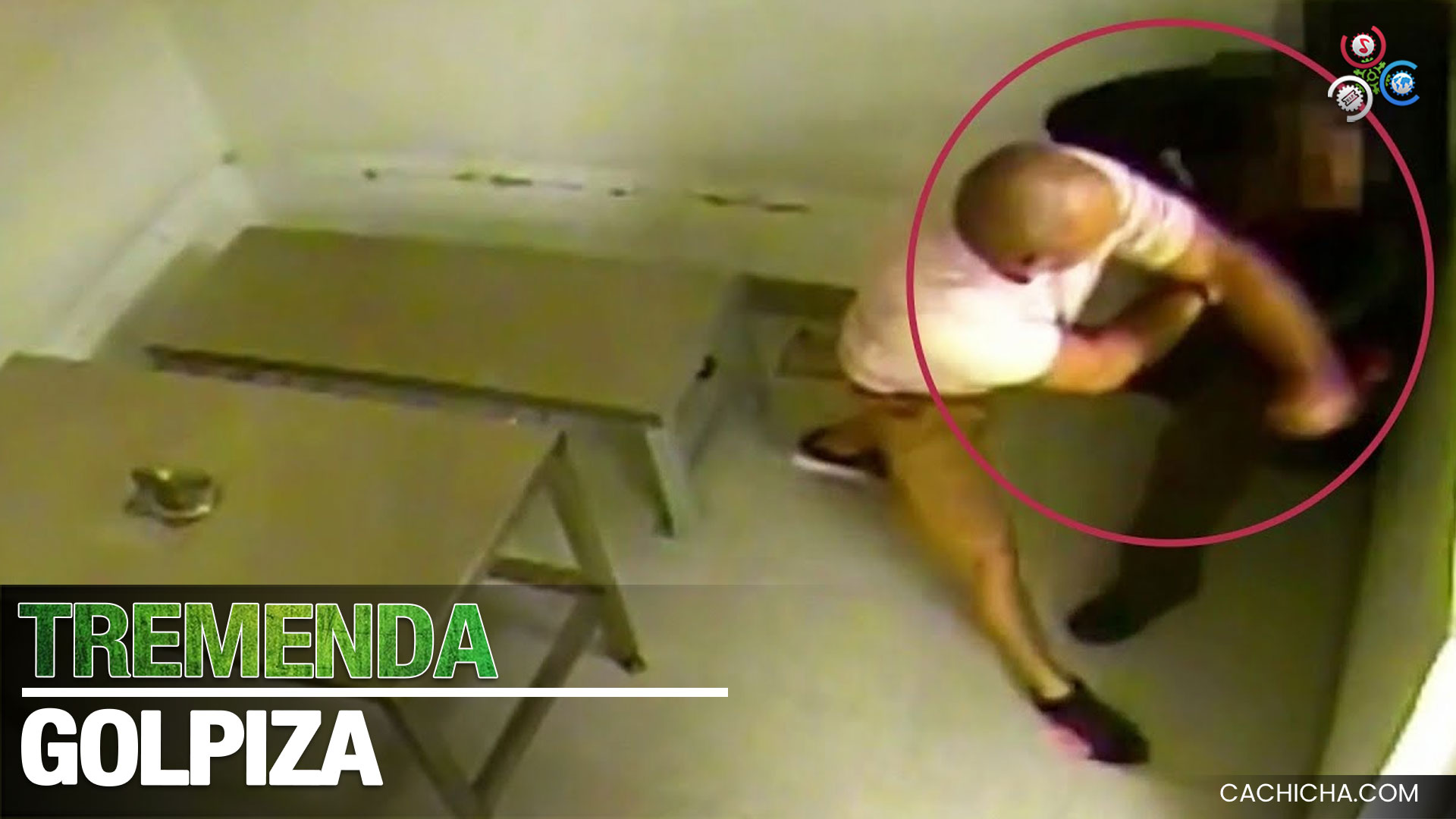 Sospechoso Le Propina Tremenda Golpiza A Un Policía Para Evitar Que Lo Esposaran En Florida