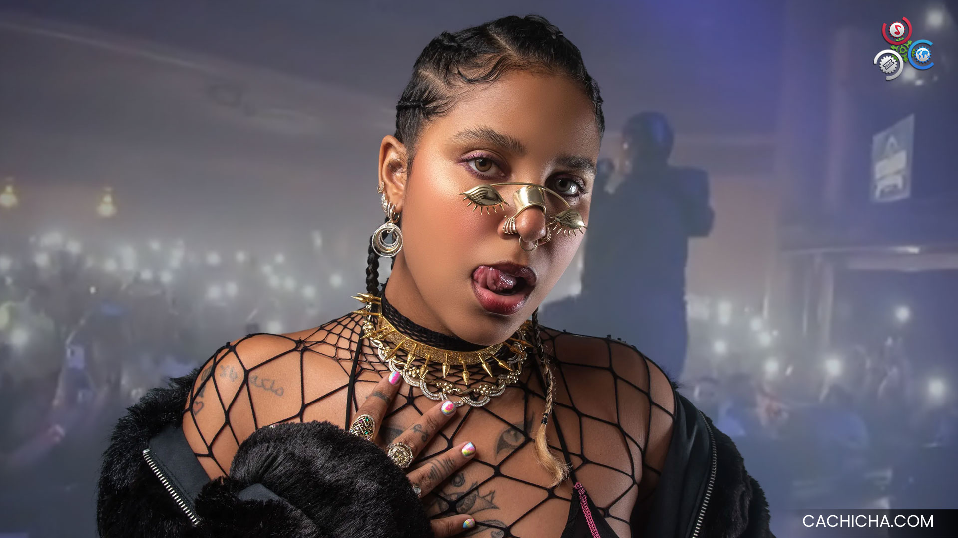 Tokischa A Pesar De Sus Letras Vulgares Pone A Una Gran Fanaticada A Gozar Y Cantar Sus Canciones