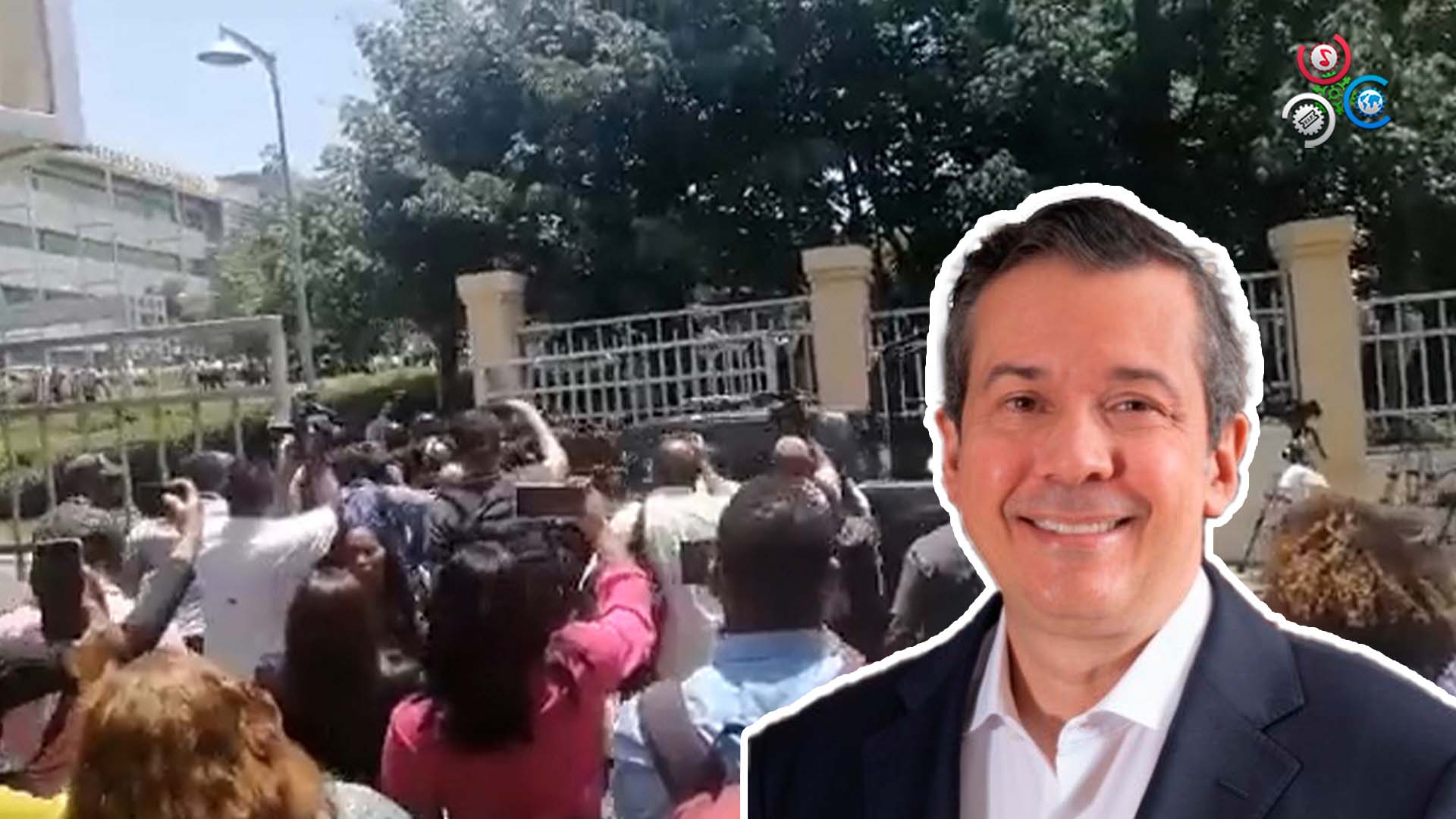 Momento De Confusión Y Caos Tras Tiroteo En Medio Ambiente