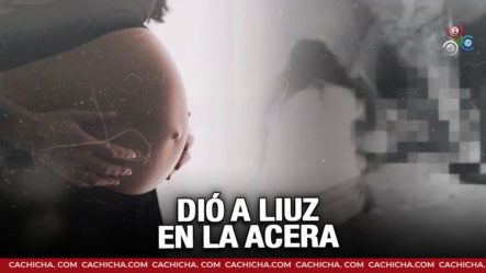 Menor De 14 Años Da A Luz En La Acera Del Hospital En México