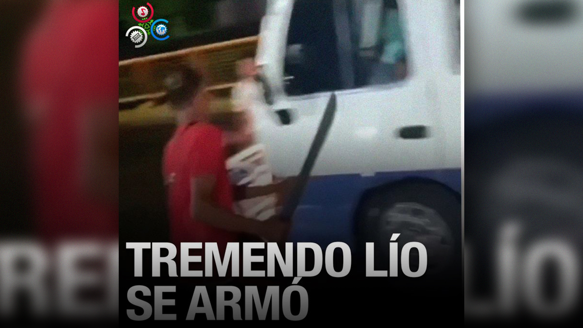 Cobradores De Guagua Se Van A Machetazos En La Calle 