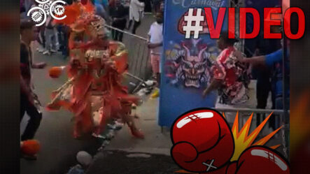 Se Arma Tremendo Pleito En El Carnaval De La Vega | Video 