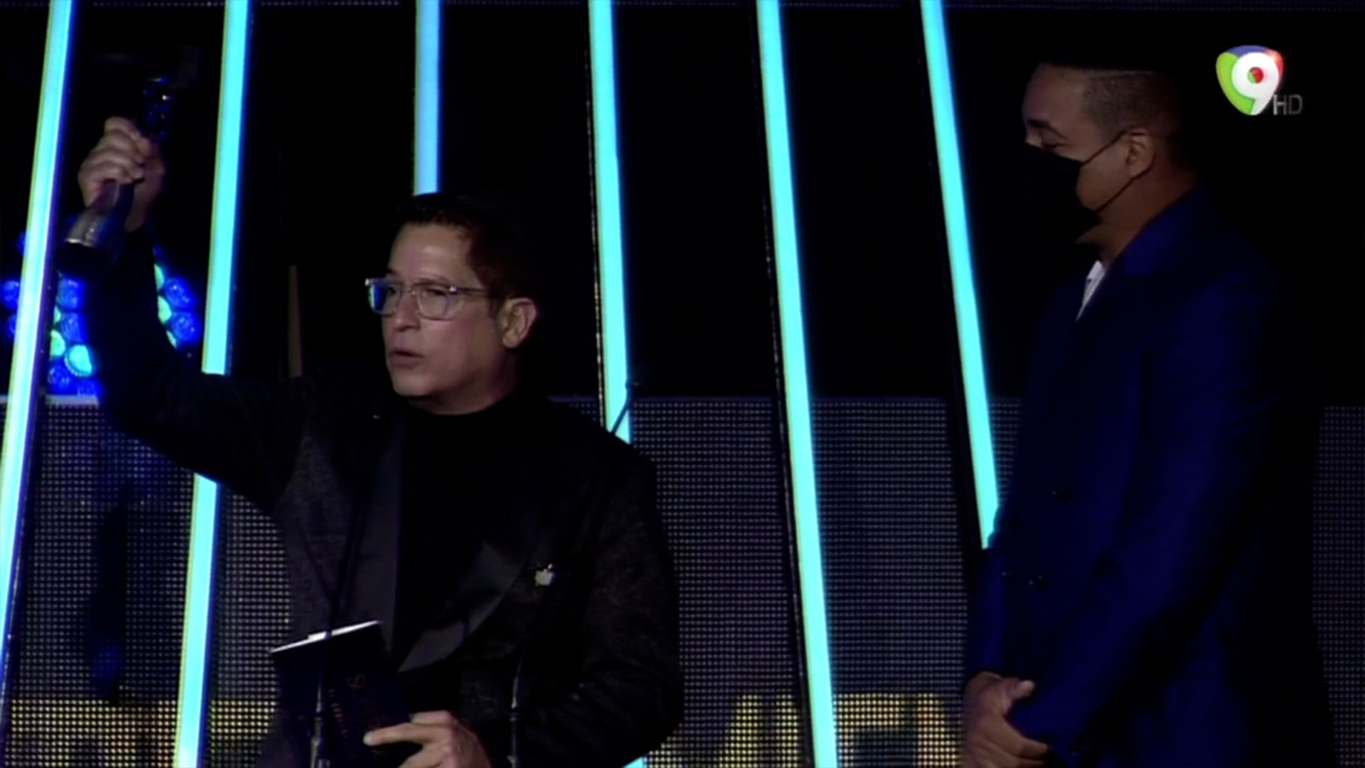 El Show Del Medio Día Se Lleva Premio A Programa Diario De Entretenimiento En Los Años 2019 Y 2020