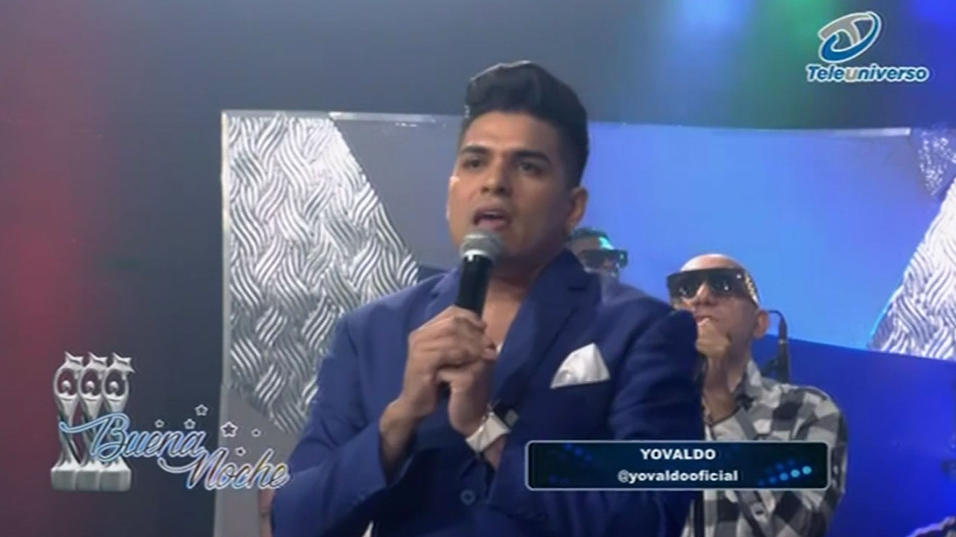 Presentación Musical De Yovaldo En |  Buena Noche
