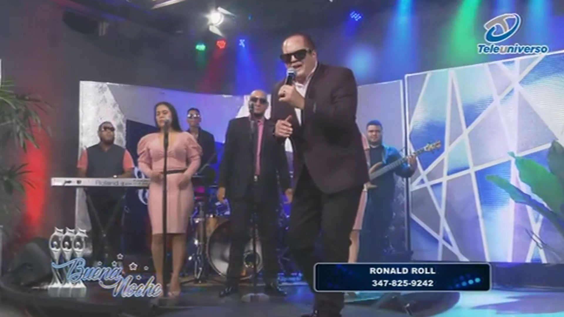 Presentación Musical De Ronald Roll Con Sabor En | Buena Noche