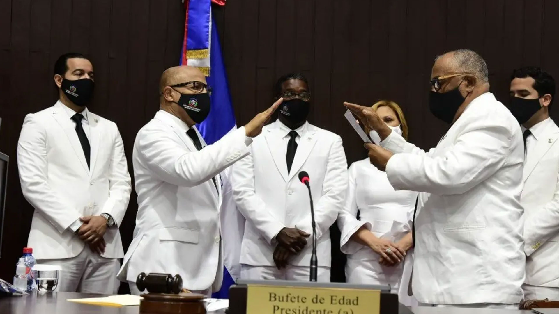 Se Instala El Bufete Directivo De La Cámara De Diputados Sin Muchas Novedades 