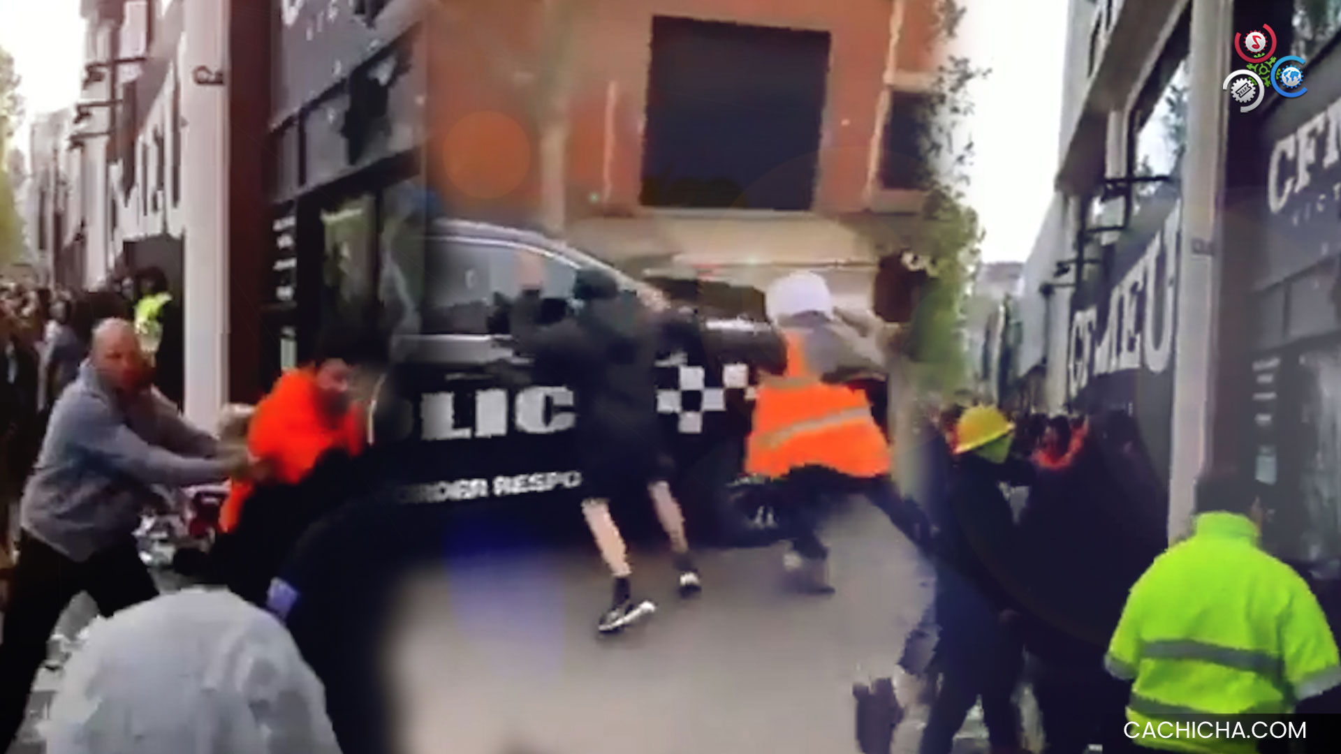 La Gente Está “jarta” De La Cuarentena En Australia Y Se Tiran A Las Calles ¡Ni Los Policías Pueden Con Ellos!