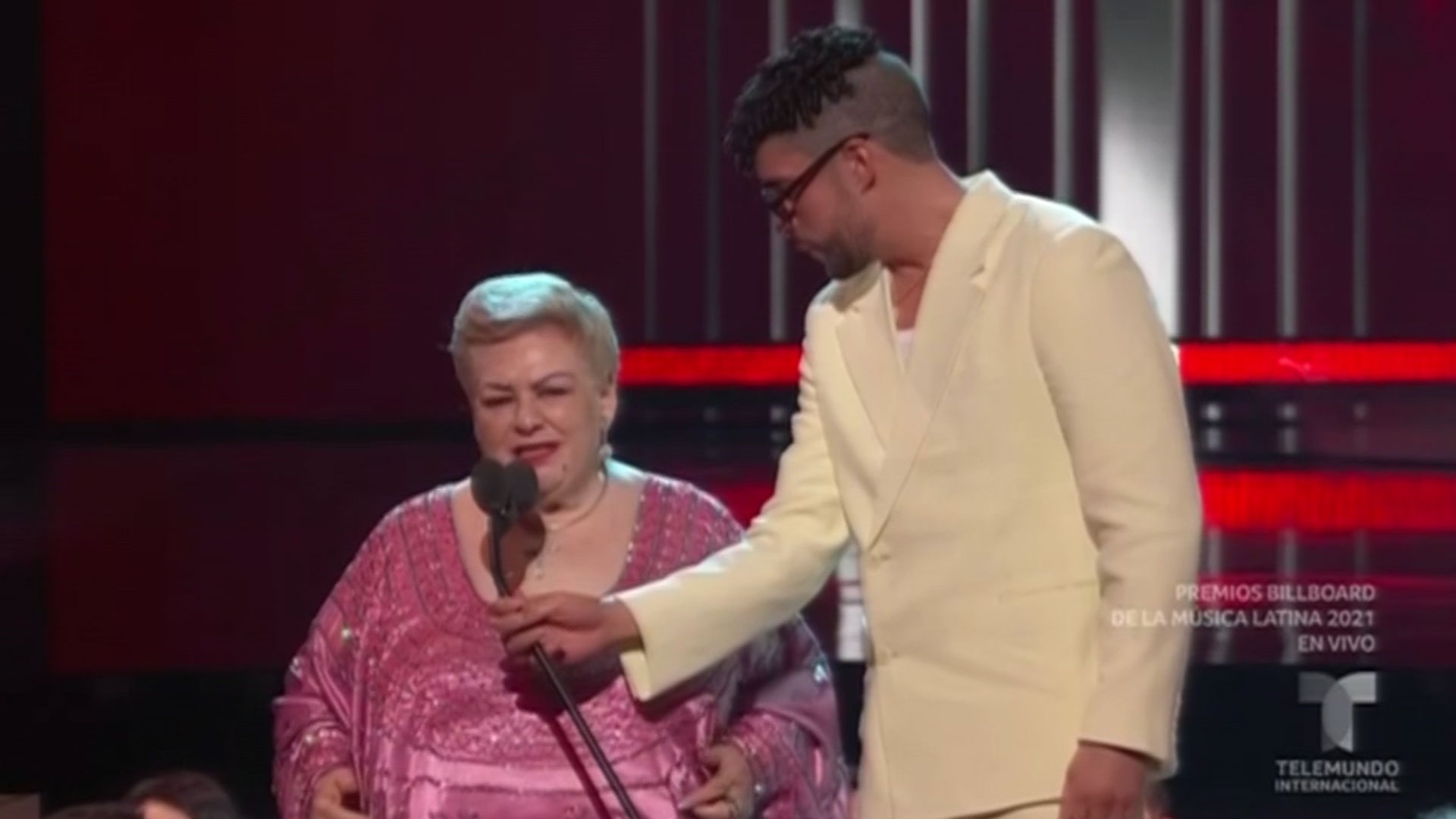 Premios Latín Billboard Reconoce A Paquita La Del Barrio 