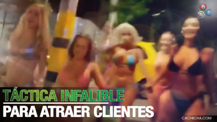 Modelos Salen A La Calle En Bikini, En Medellín Para Atraer Clientes