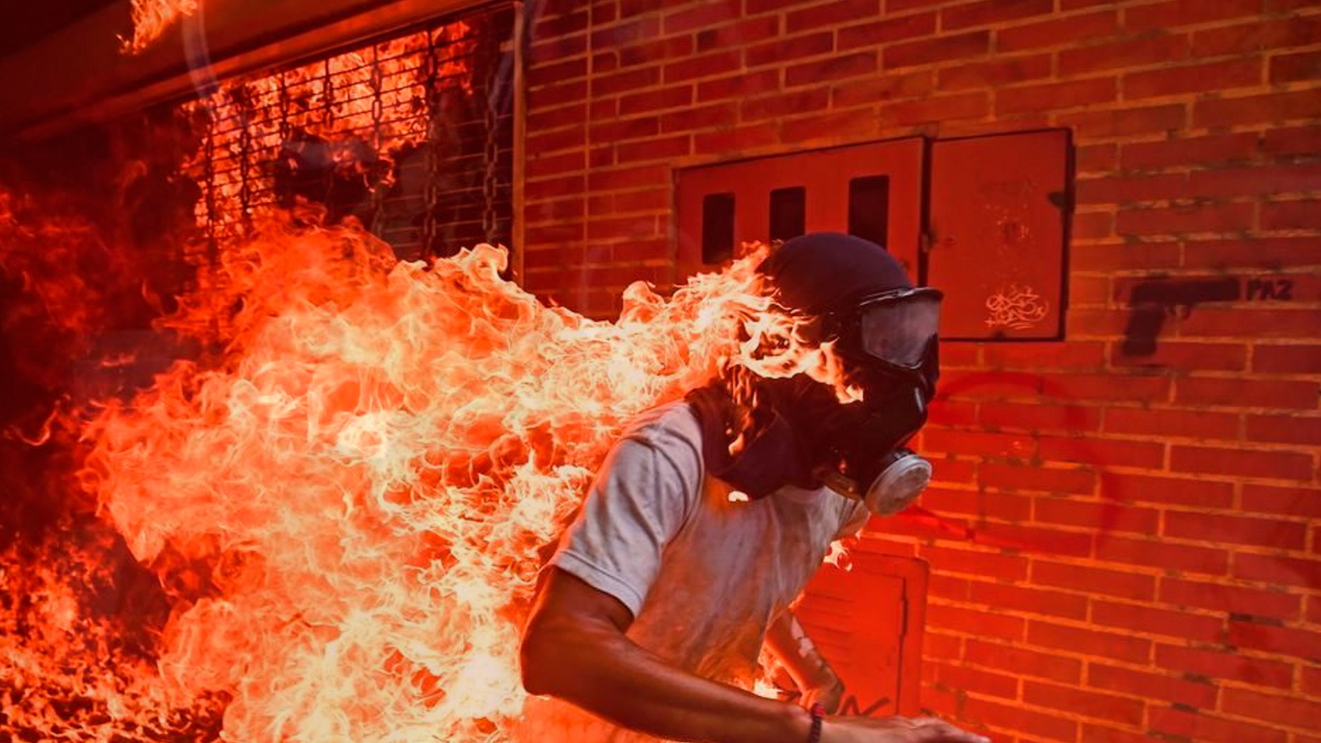 Hombre Encuentra Cuerpo Quemado En Carretera Luperon