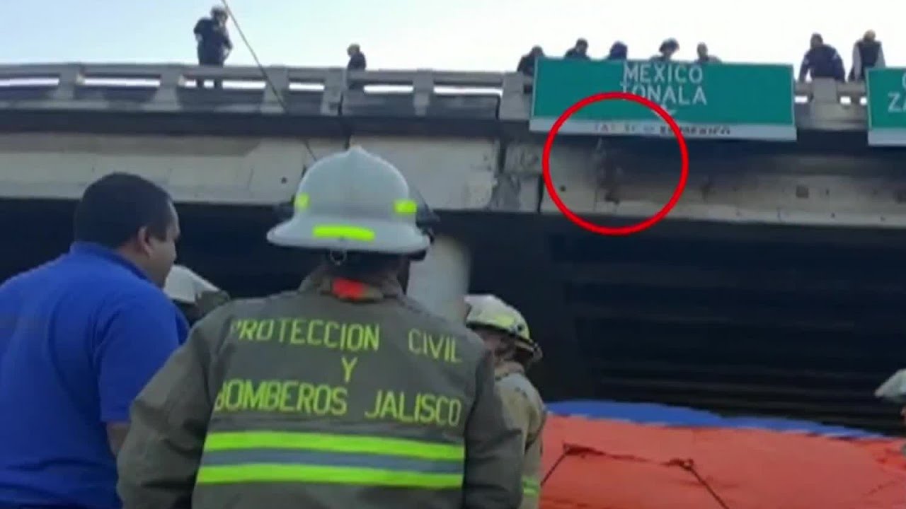 El Dramático Rescate De Un Hombre Que Desnudo Y Bañado En Sangre Colgaba De Un Puente