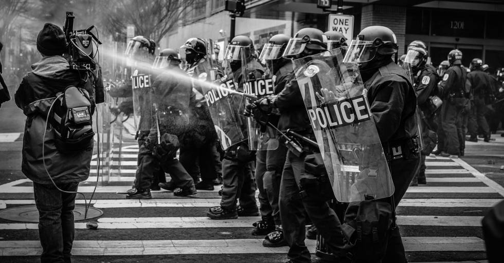 Deben De Poner Mano Dura Con La Delincuencia En El País