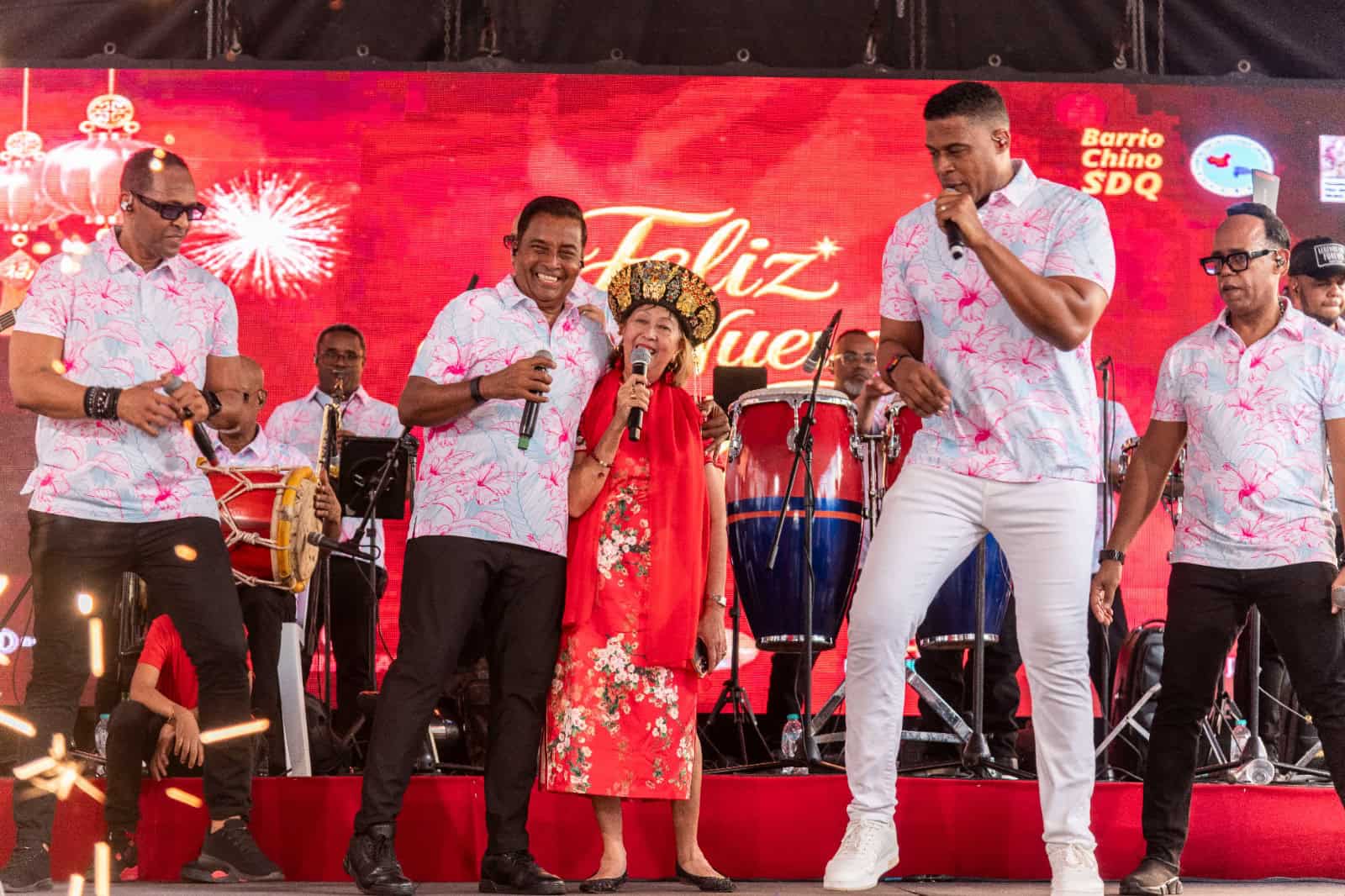 Barrio Chino Honra A Johnny Ventura En Año Nuevo Chino