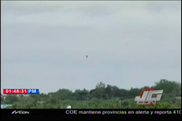 Captado En Video: Paracaidista Se Precipita A Tierra En Santo Domingo #Video