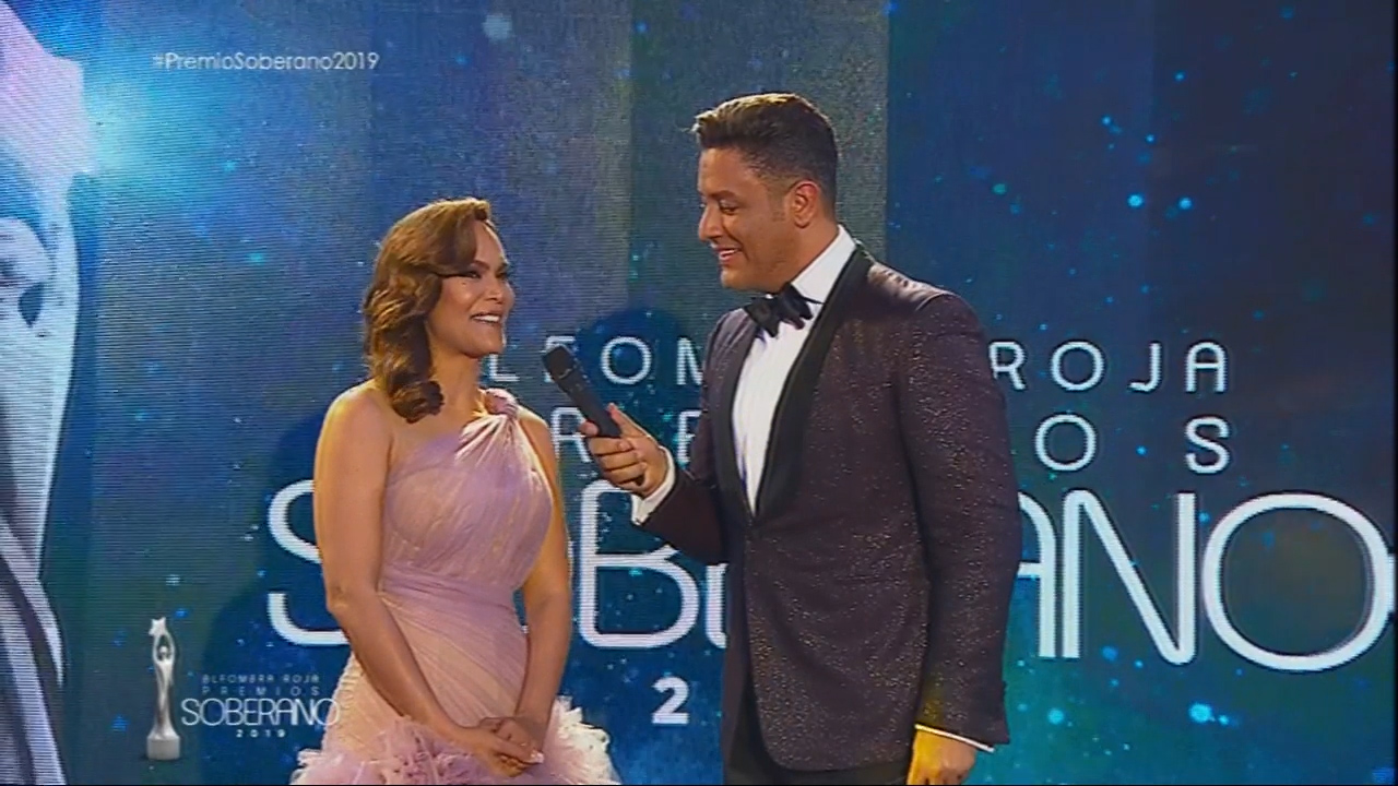 Entrevista A Georgina Duluc En La Alfombra De Premios Soberano 2019