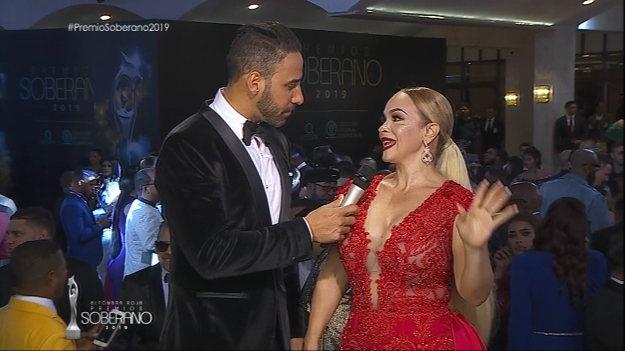 Entrevista A Miriam Cruz En La Alfombra De Premios Soberano 2019