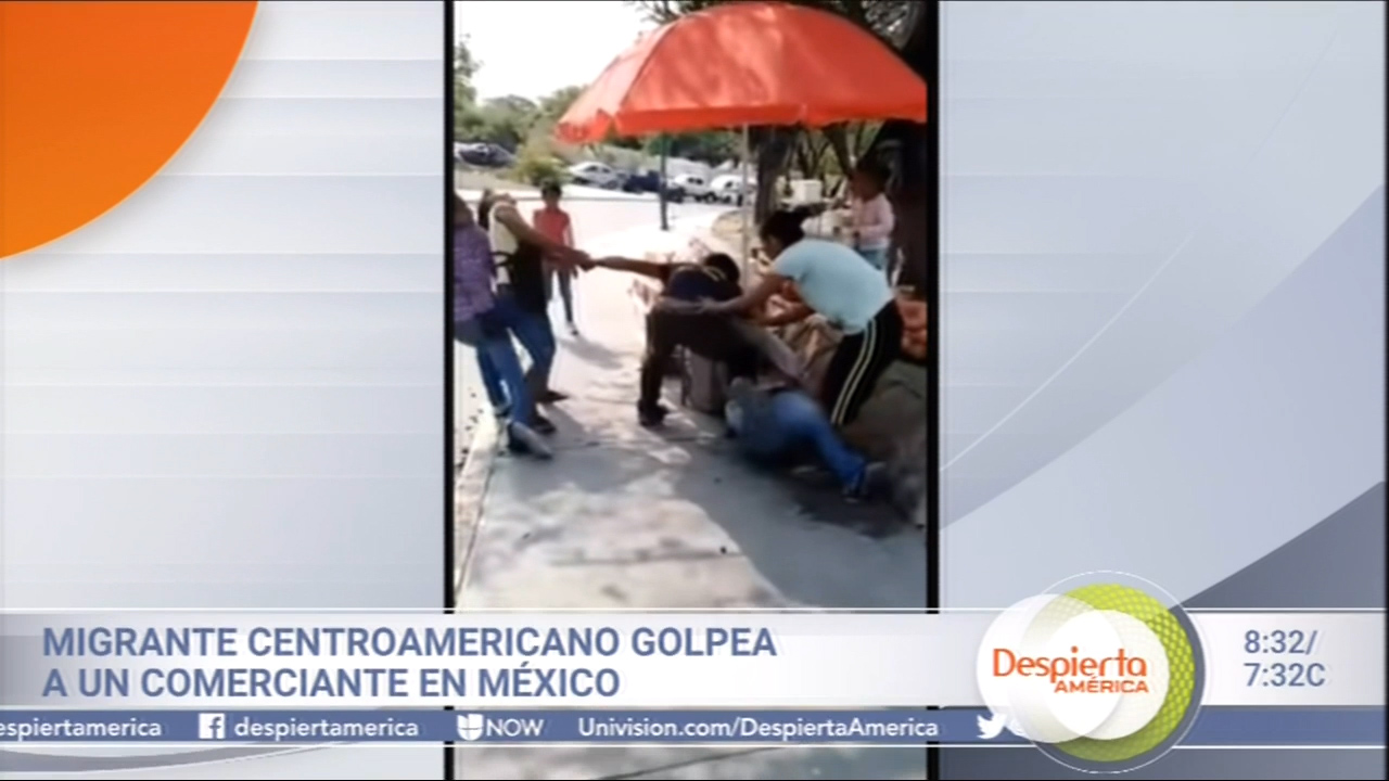 Migrante Centroamericano Golpea A Un Comerciante En México
