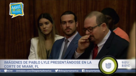 Imágenes De Pablo Lyle Presentándose En La Corte De Miami, FL