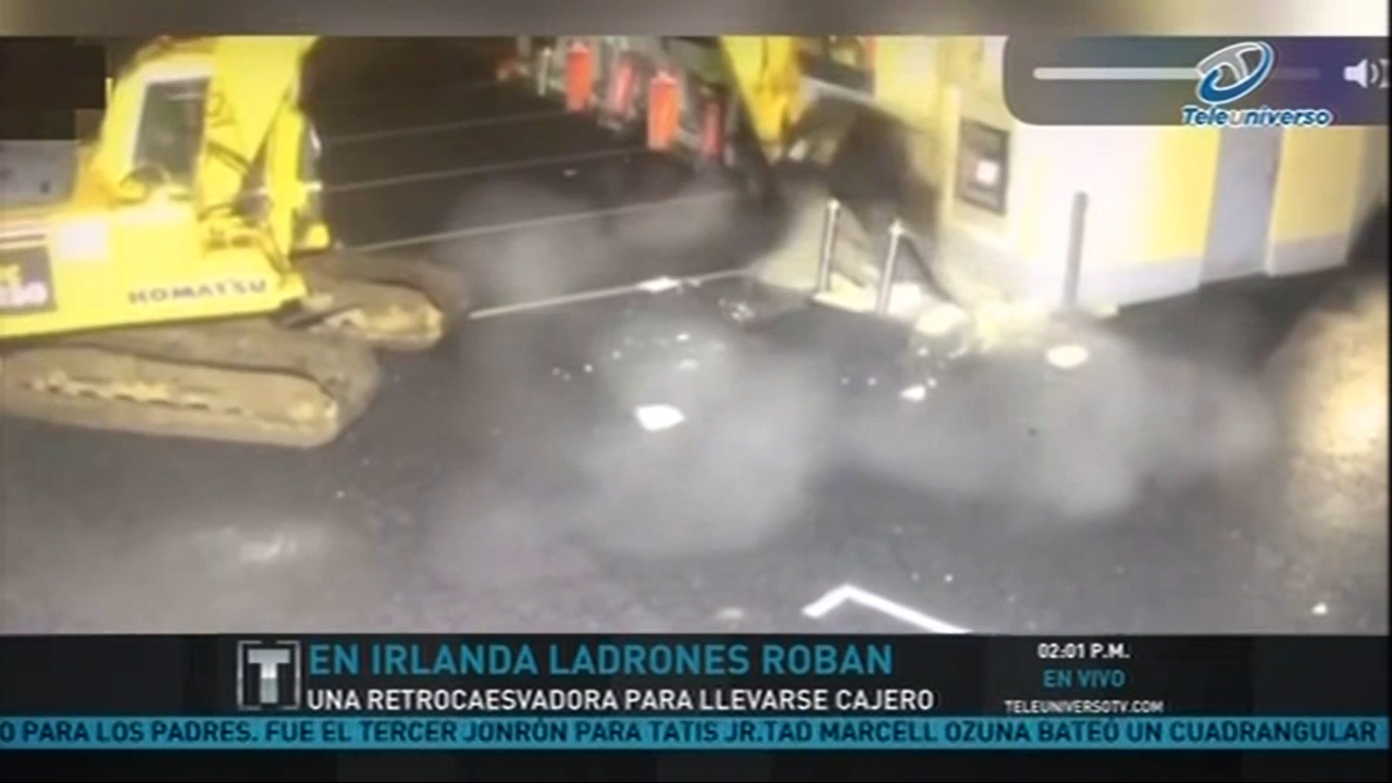 En Irlanda Ladrones Roban Una Retroexcabadora Para Llevarse Cajero