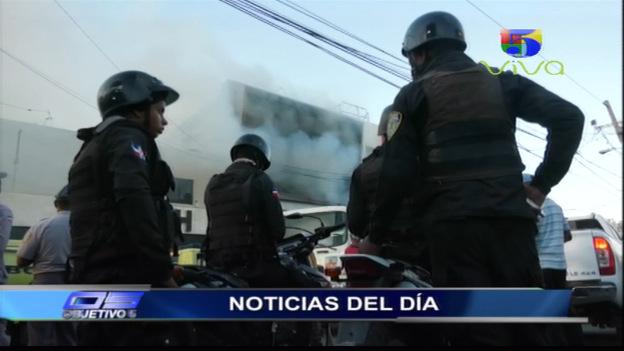 Incendio En Una Pensión En El Sector De Villa Consuelo SD