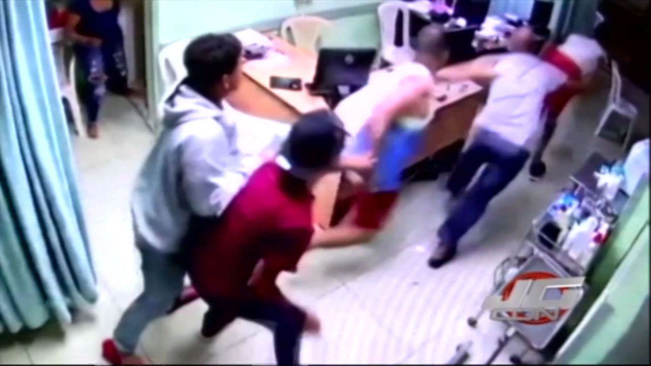 Apresan A Varias Personas Acusadas De Herir A Un Hombre En Centro De Salud