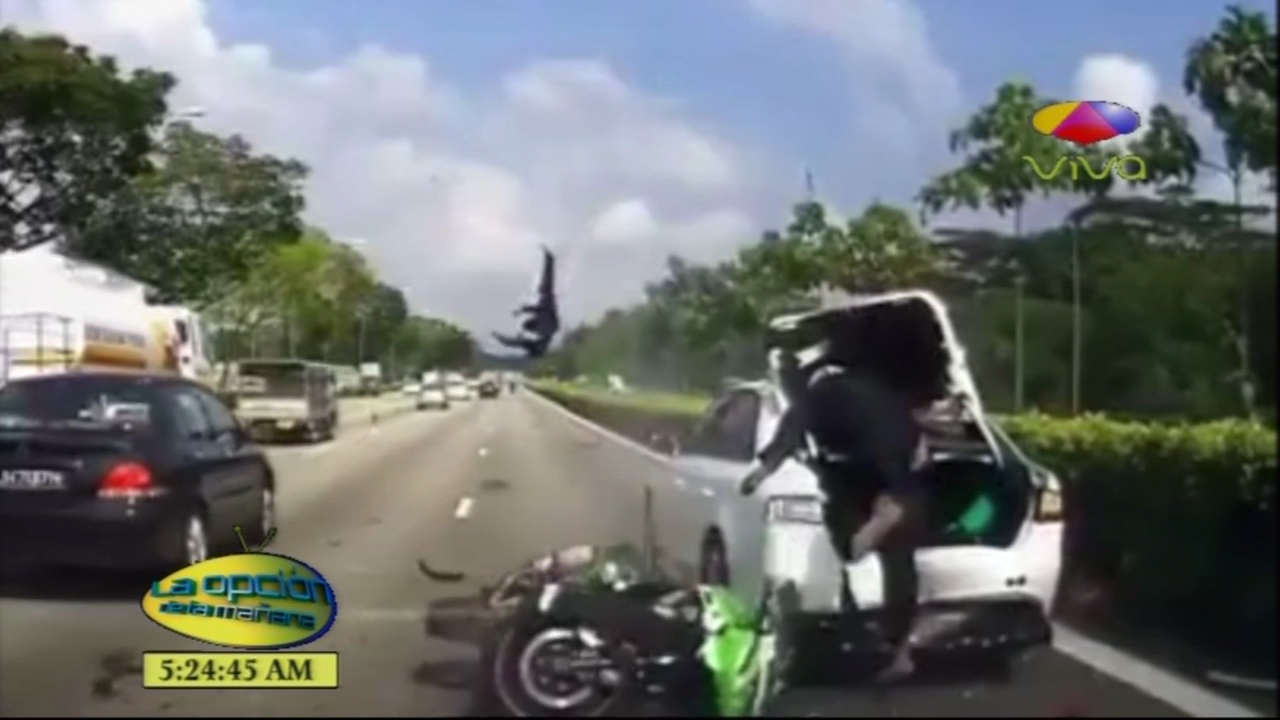 Dos Muertos Una Mujer Herida En Accidente De Motocicletas