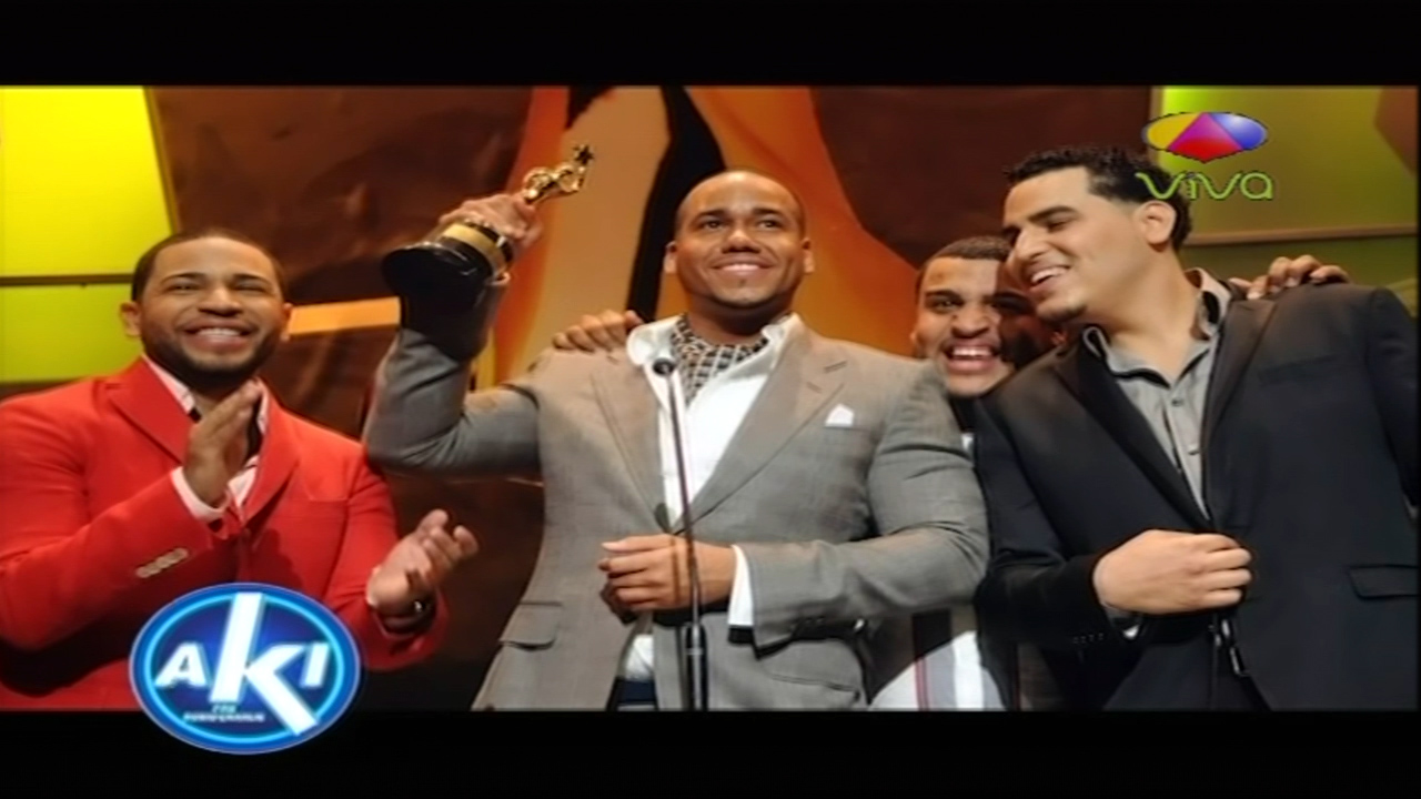 Sandy Sandy: Pide Excluir De Nominaciones De Premios Soberano A Romeo Santos