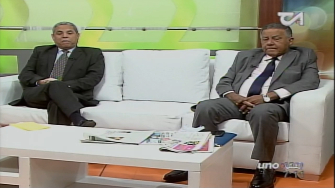 Juan Bolívar Díaz: Los Salarios Públicos No Dan Para Gastar Tanto Dinero, Ese Dinero Es Del Estado Y Los Políticos Lo Utilizan A Su Favor