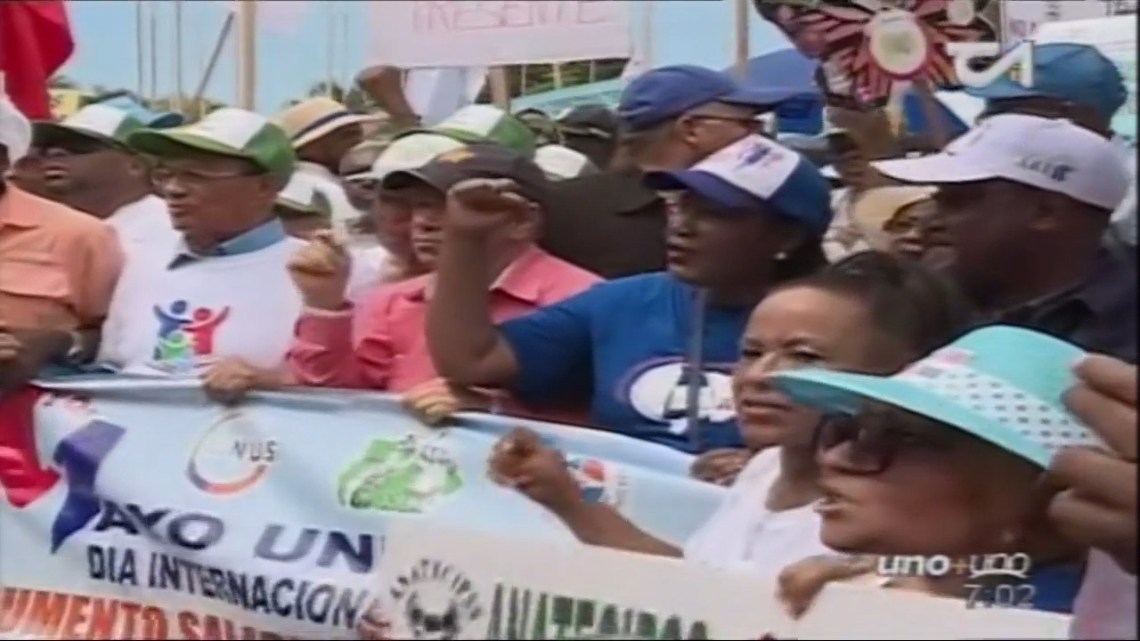 Sindicalistas De RD Se Limitan Debido A Los Favores Que Deben A Funcionarios