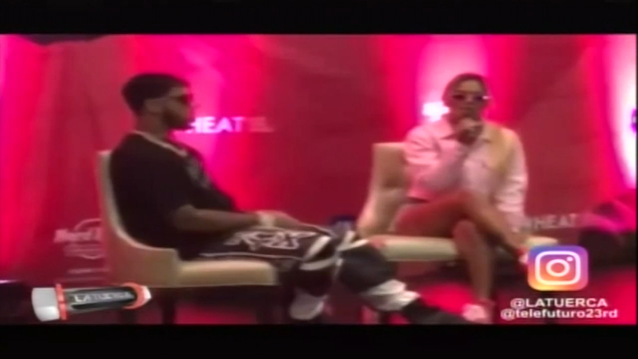 Rueda De Prensa De Anuel Junto A Karol G Y Farruko Para Premios Heat En La Tuerca