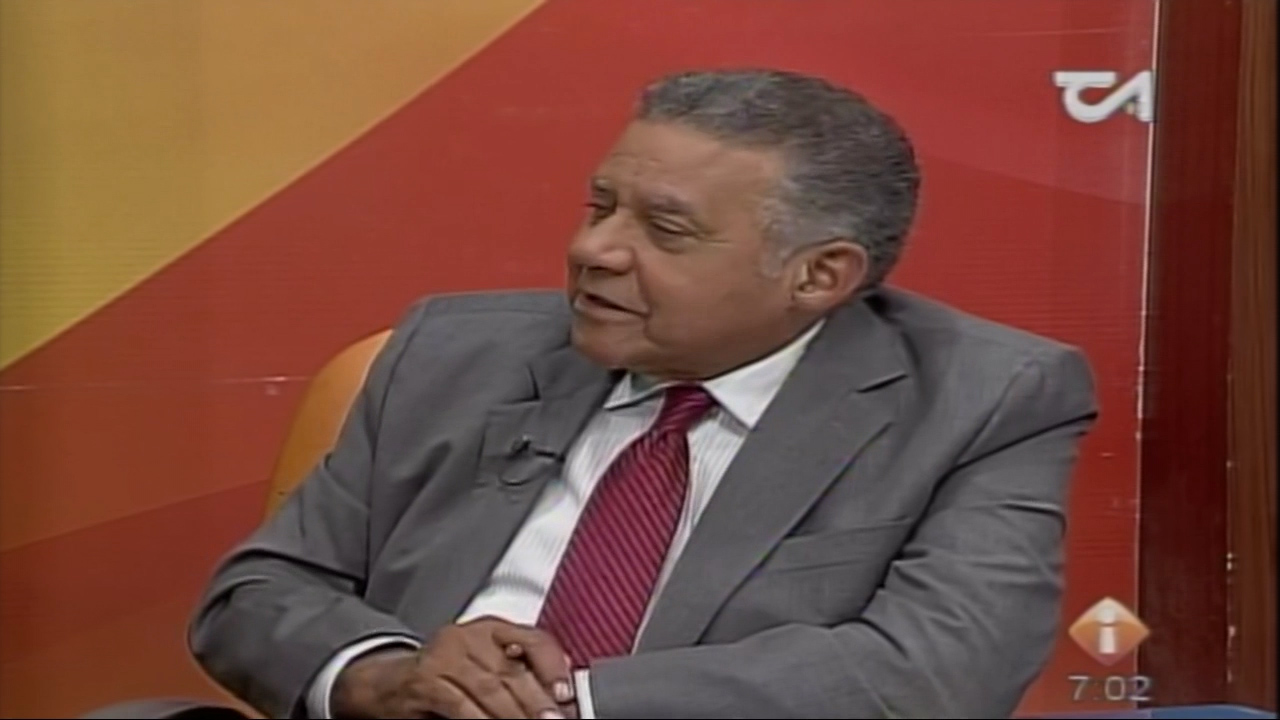 Juan Bolivar Diaz Le Quedan Pocos Días Para Resolver El Problema De Las Alianzas