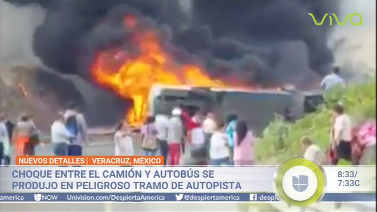 Choque Entre Un Camión Y Autobús Se Produjo En Peligroso Tramo De Autopista