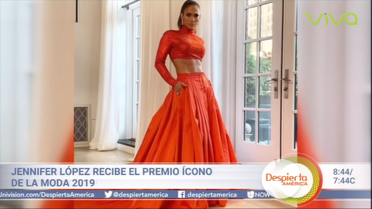 Jennifer López Recibe El Premio Ícono De La Moda 2019