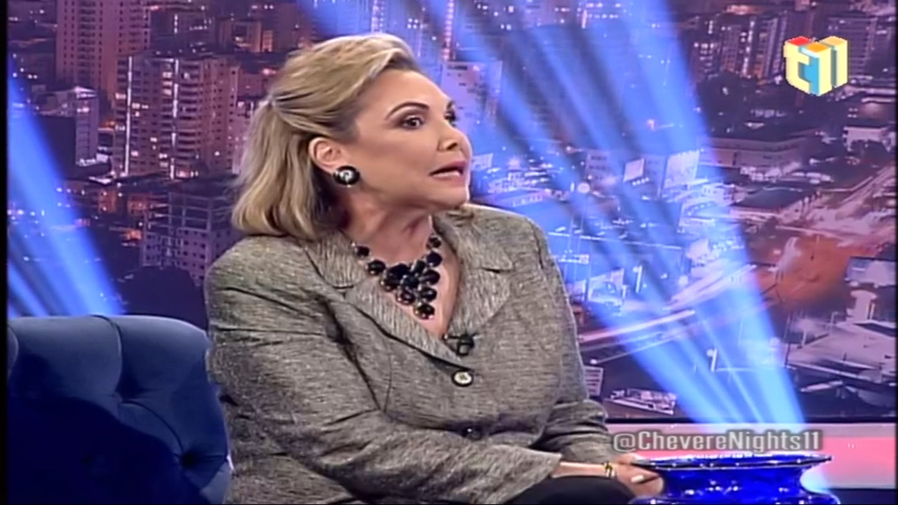 Consultando Con La Dra. Yadira Morel En Chévere Nights Fin De Semana