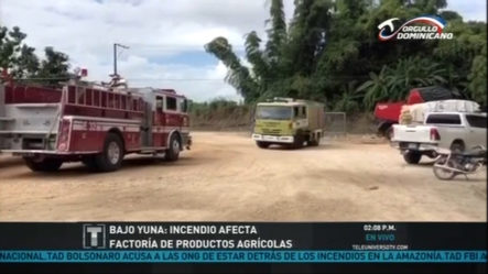 Bajo Yuna Incendio Afecta A Factoría De Productos Agrícolas