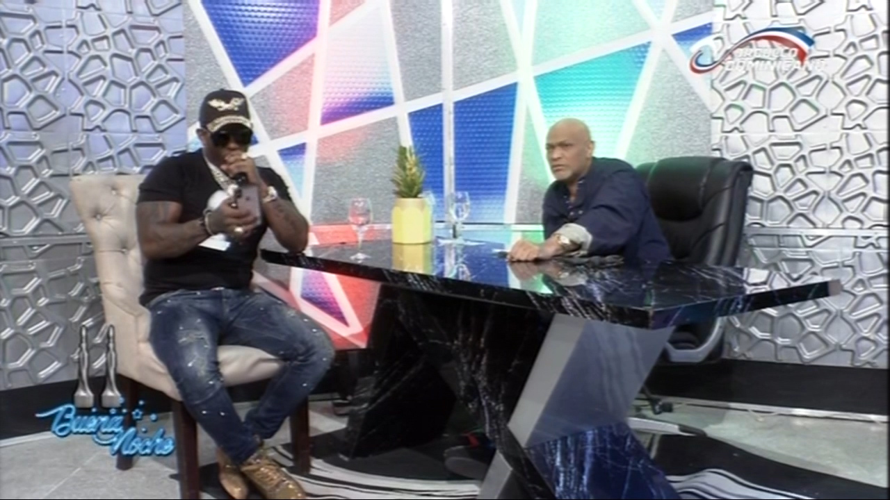 Conversando Con Crazy Design Sobre Su Relación Con Sandra Berrocal En Buena Noche