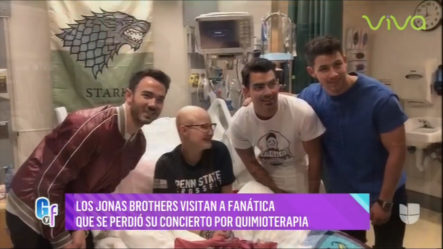 Los Jonas Brothers Visitan A Fanática Que Se Perdió Su Concierto Por Quimioterapia