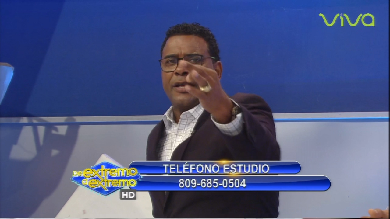 John Berry Comenta Sobre El Sargento De La Policía Que Mató A Su Madre