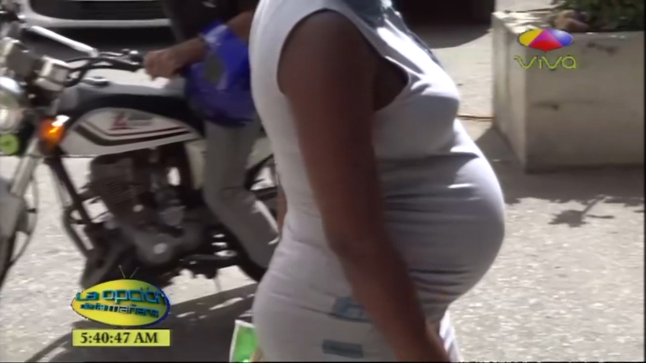 La Opción De La Mañana: Las Mafias De La Frontera Son Los Que Permiten Que Cada Día Más Haitianas Embarazadas Entre Al País A Dar A Luz