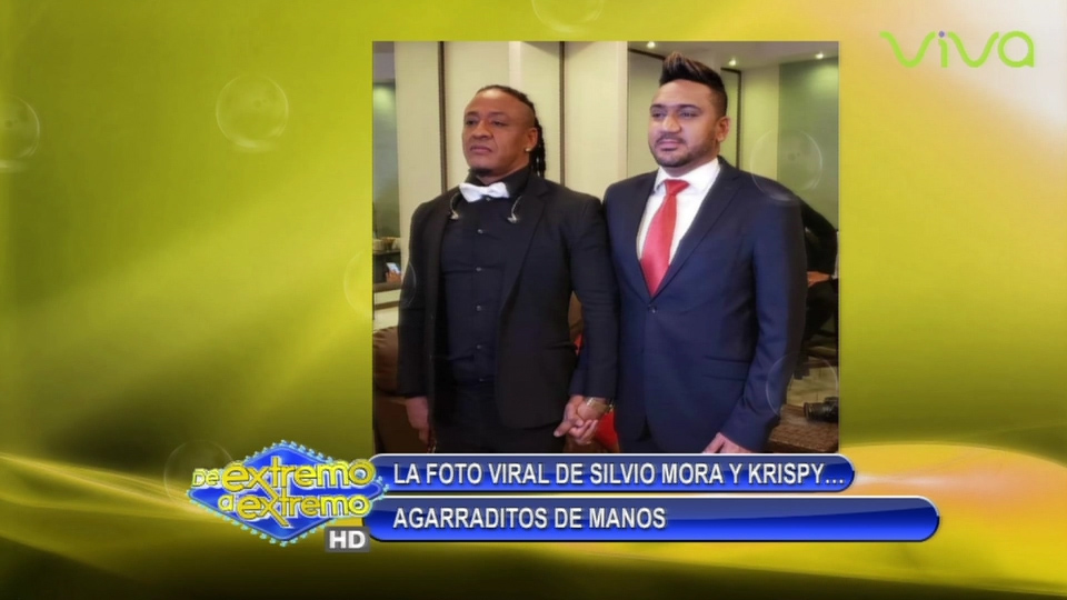 La Foto Viral De Silvio Mora Y Krispy Agarrados De Manos