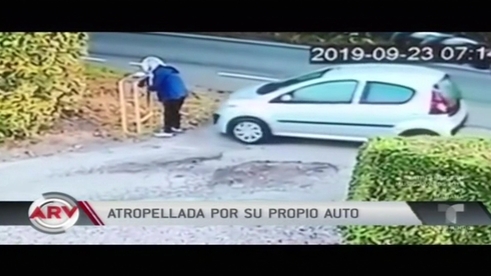 Señora Es Atropellada Por Su Propio Auto