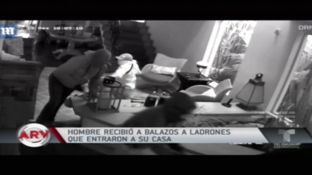 En Brazil Hombre Recibe Ladrones A Balazos A Ladrones Que Entraron A Su Casa
